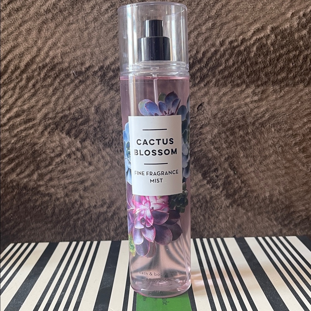 Bath & Body Works Cactus Blossom Fine Fragrance Mist - Pink